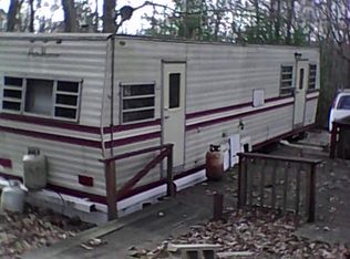 1722 Village Dr E, Milford, PA 18337