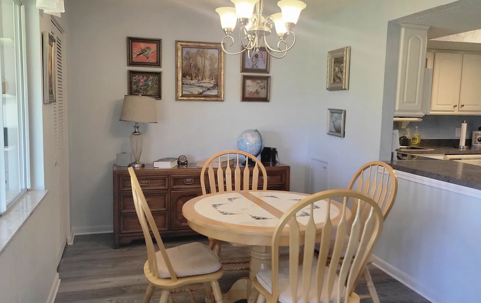 2 bed, 1072 sqft, $1,650 — Photo 4
