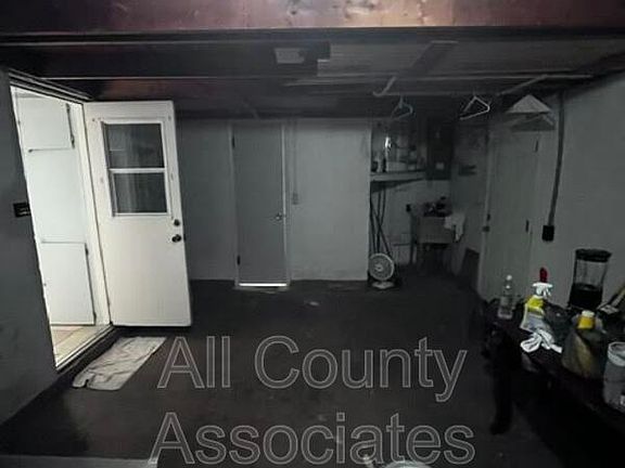 5th image of 3404 Devonshire Dr
