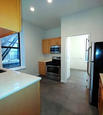 Rented by Moss Realty Company | media 13