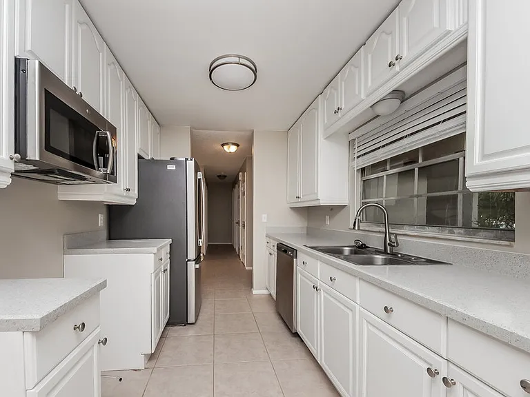 12020 Sula St — Photo 8