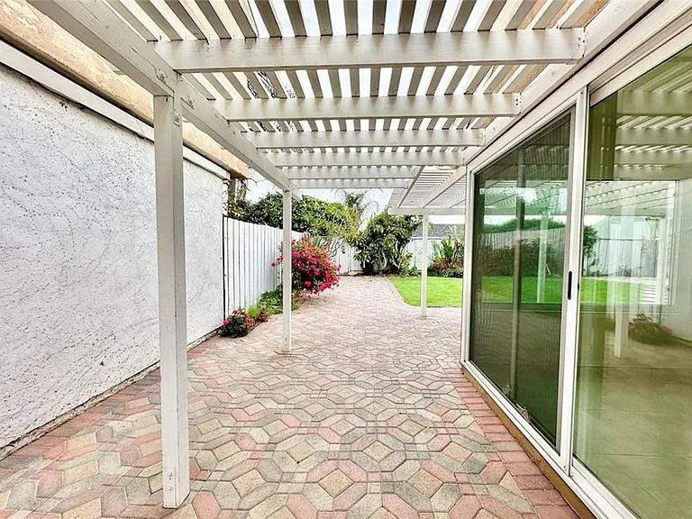 4162 Fireside Cir — Photo 16