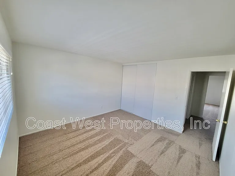 1178 Cypress Ave — Photo 12