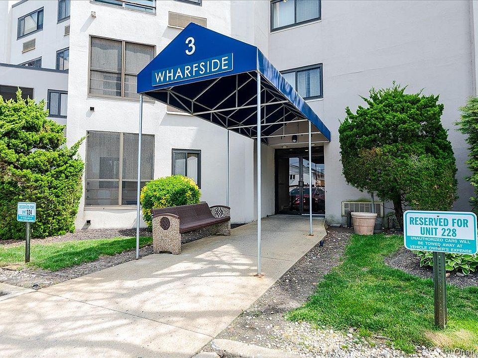 1st image of 725 Miller Avenue #318