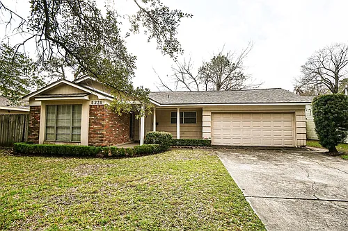 5235 Beechnut St Photo 1