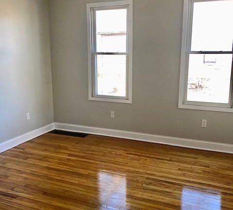 5th image of 2051 W 33rd St #B