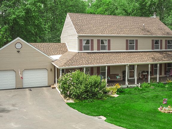 3rd image of 100 N Pawnee Ct