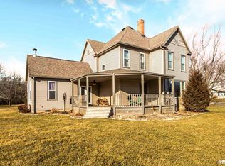 19915 N North Hampton Rd, Chillicothe, IL 61523