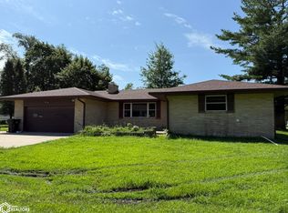 1406 NW Church St, Leon, IA 50144