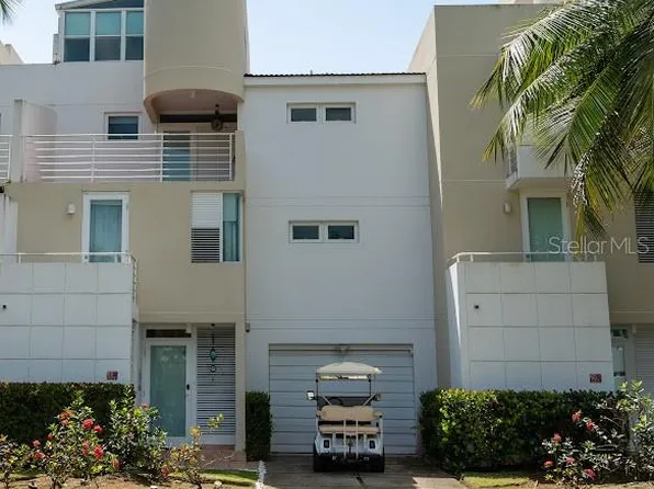 66 Villas Del Golf Est, Dorado, PR 00646