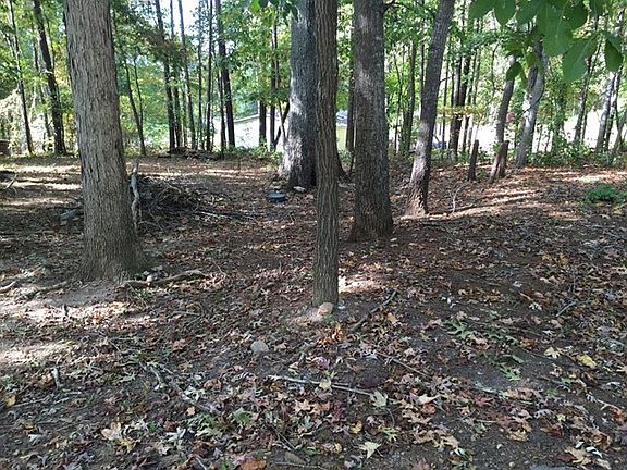 4th image of 41 Garden Lake Dr