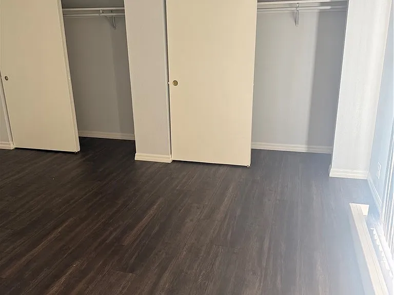 17323 Grayland Ave — Photo 31