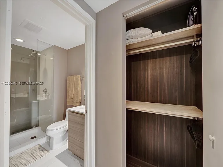 121 NE 34th St #2106A — Photo 19