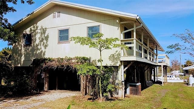 1st image of 1037 Helm Ln
