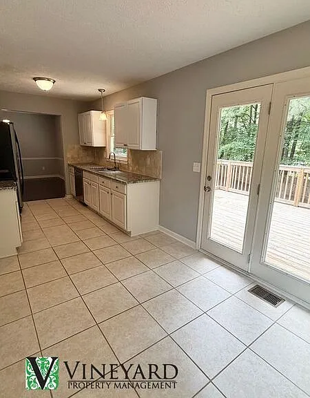 900 Clearbrook Crse SW — Photo 13