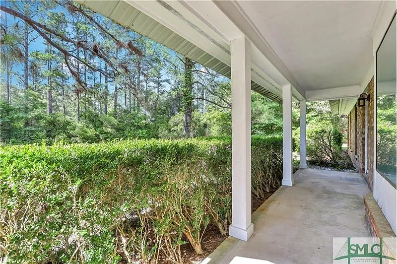 3 bed, 1428 sqft, $2,200 — Photo 3