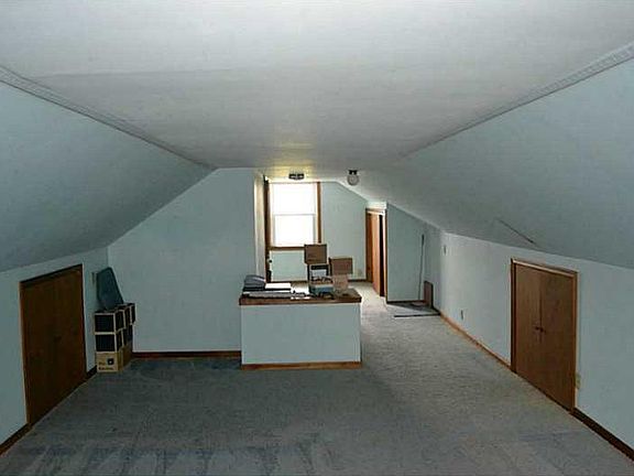 5th image of 3138 East Dr #29