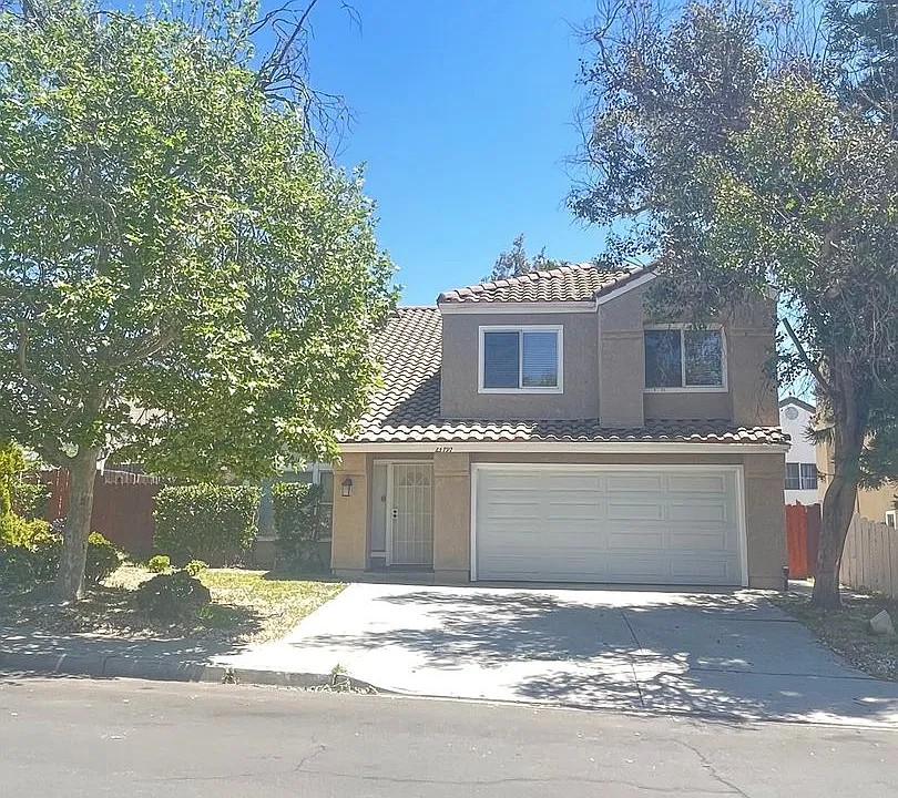 23797 Lone Pine Dr