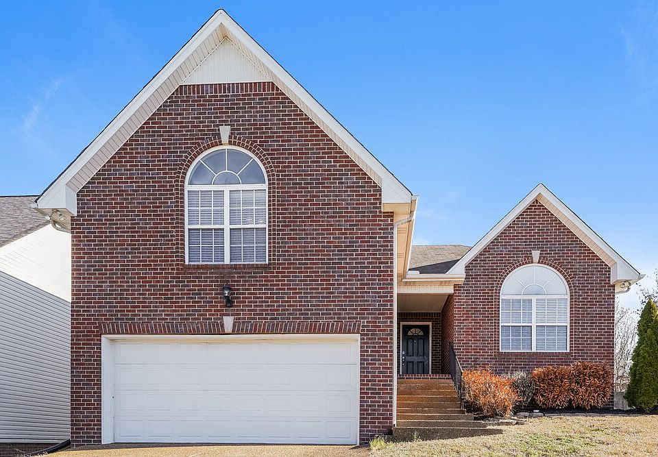 1st image of 268 Iris Dr