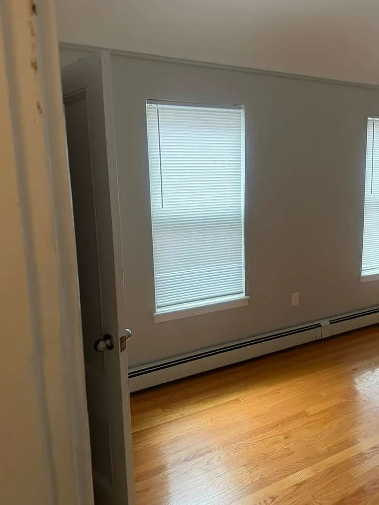 53 Marcella St — Photo 2