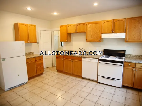 31 Quint Ave, Allston, MA 02134