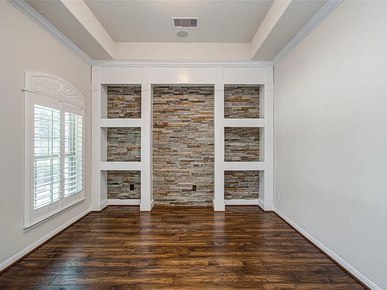 28666 Pleasant Forest Dr — Photo 9