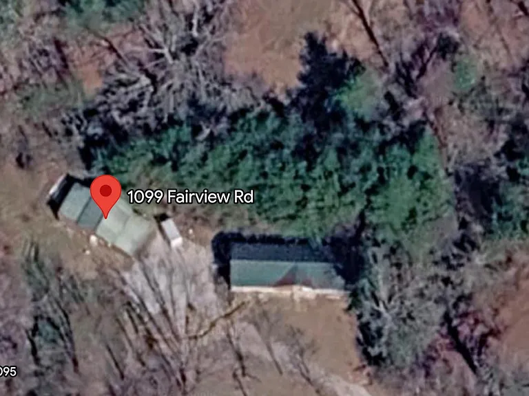 1099 Fairview Rd #A — Photo 1
