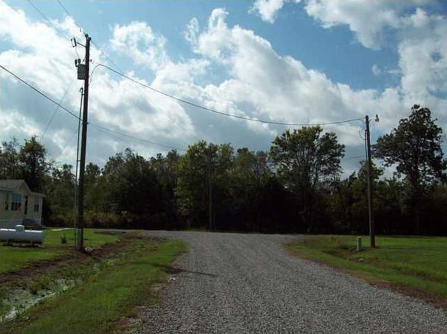 2nd image of 1097K Kidder Robin Rd
