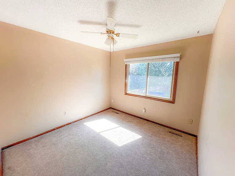 3254 Fernwood Ln — Photo 17