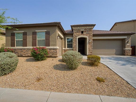 4th image of 7952 W Spur Dr