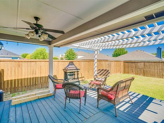 4th image of 9824 Carter Dr