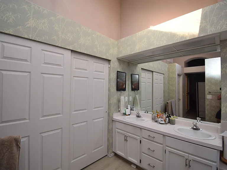 2122 E Rainbow Point Dr — Photo 9