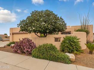1014 W Placita Apartada, Green Valley, AZ 85614