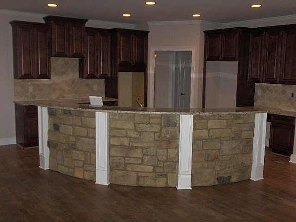 Large Chef-Designed Kitchen