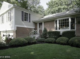 9222 Paloma Ln, Springfield, VA 22153