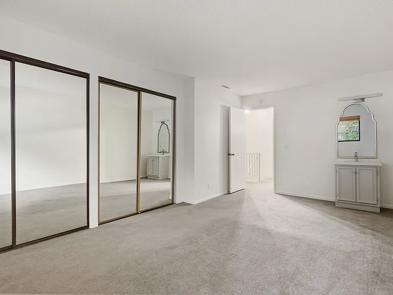1233 Richelle Ln #A — Photo 11