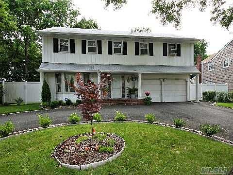 1st image of 25 Nancy Dr