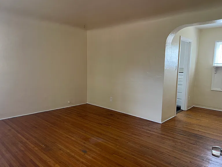 2214 D St #1 — Photo 5
