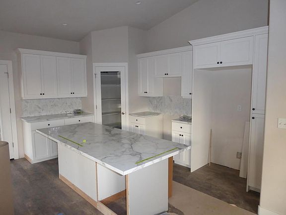 2nd image of 1259 N Park Ln