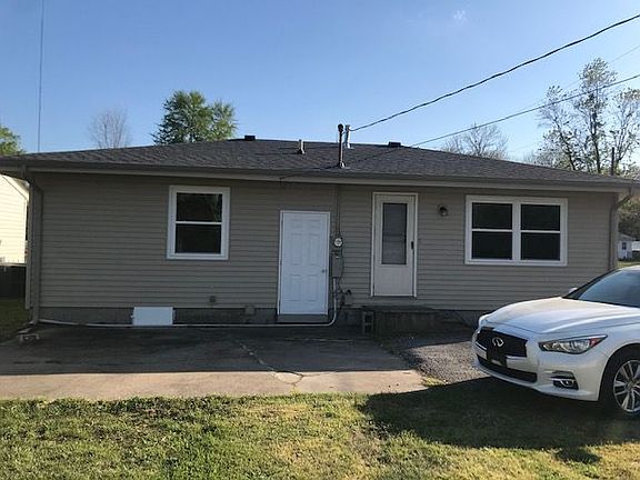 Rear view facing workshop
