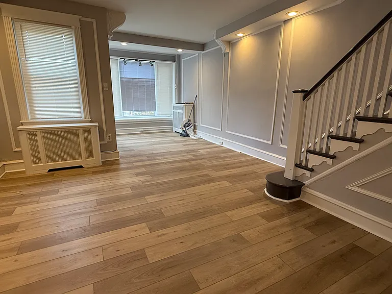 736 W Nedro Ave — Photo 8