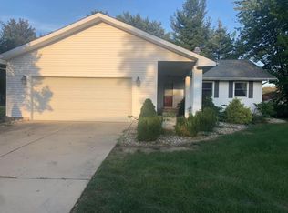 1410 Wildwood Ct, Mt Zion, IL 62549
