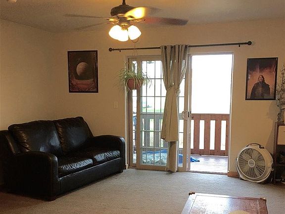 5th image of 4817 Glenwood Dr #7