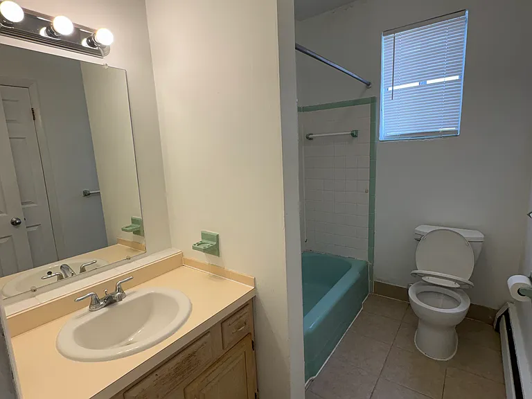 1029 Broadway #3 — Photo 7