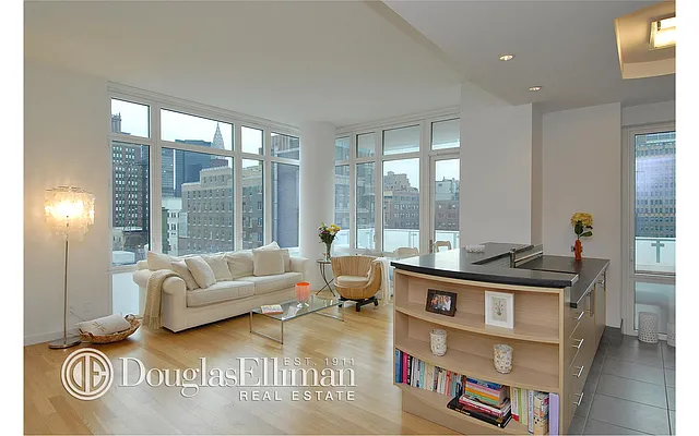 Rented by Douglas Elliman | media 14