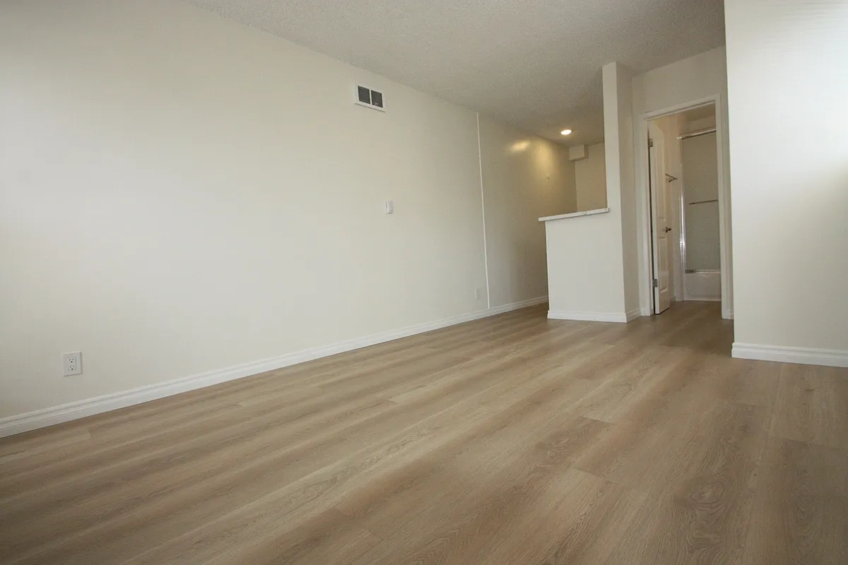 Building Photo - 3710 Glendon Ave #1