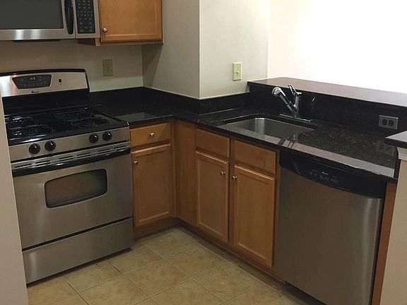 5th image of 2655 Prosperity Ave APT 333