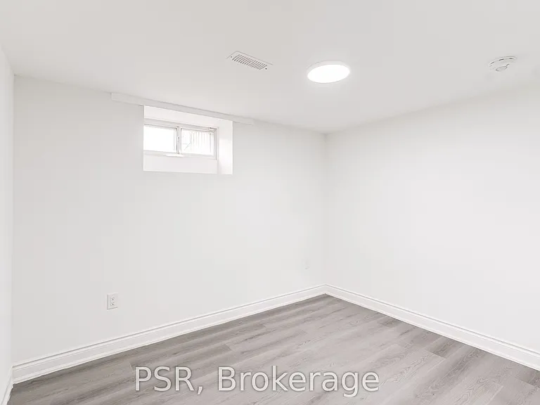 24 Skelmore Cres #BASEMENT — Photo 10