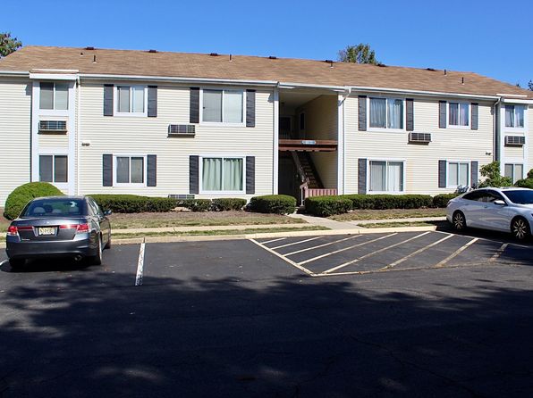 70 Eton Way #70