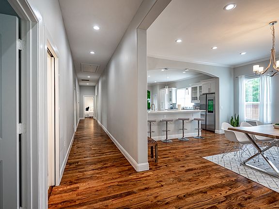 4th image of 1309 Caldwell St #1